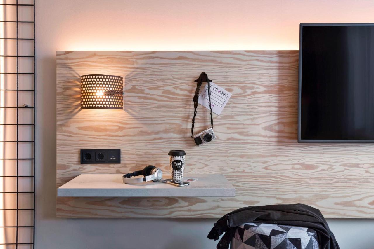 Moxy Darmstadt Extérieur photo
