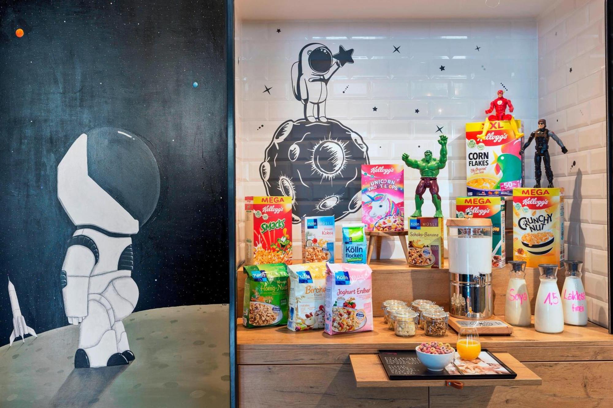 Moxy Darmstadt Extérieur photo