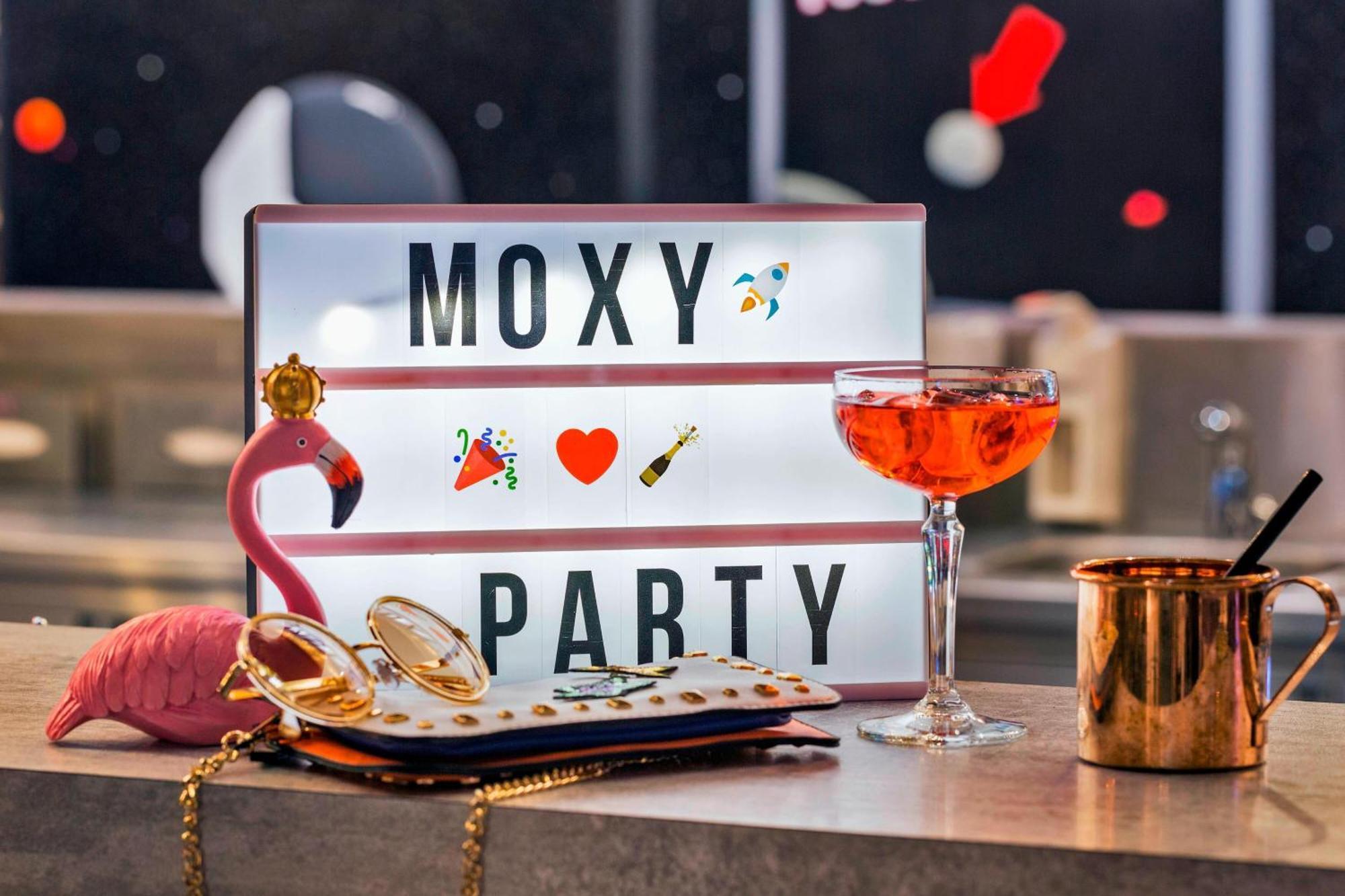 Moxy Darmstadt Extérieur photo