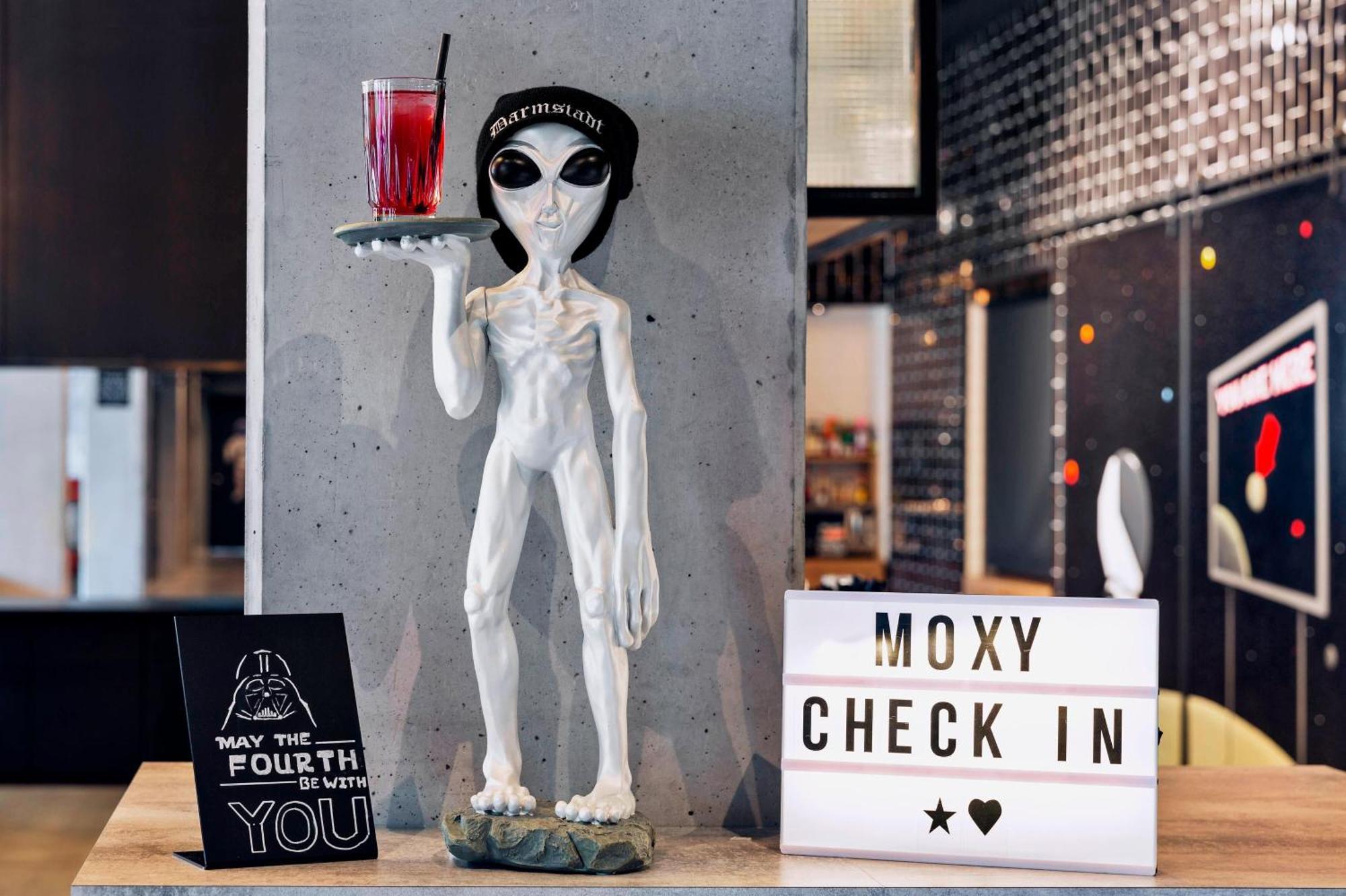 Moxy Darmstadt Extérieur photo